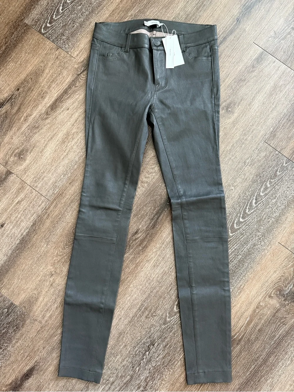 Vince Lamb Leather Skinny Pants Gray Taupe Size 0 NWT Luxury Stretch Leather
